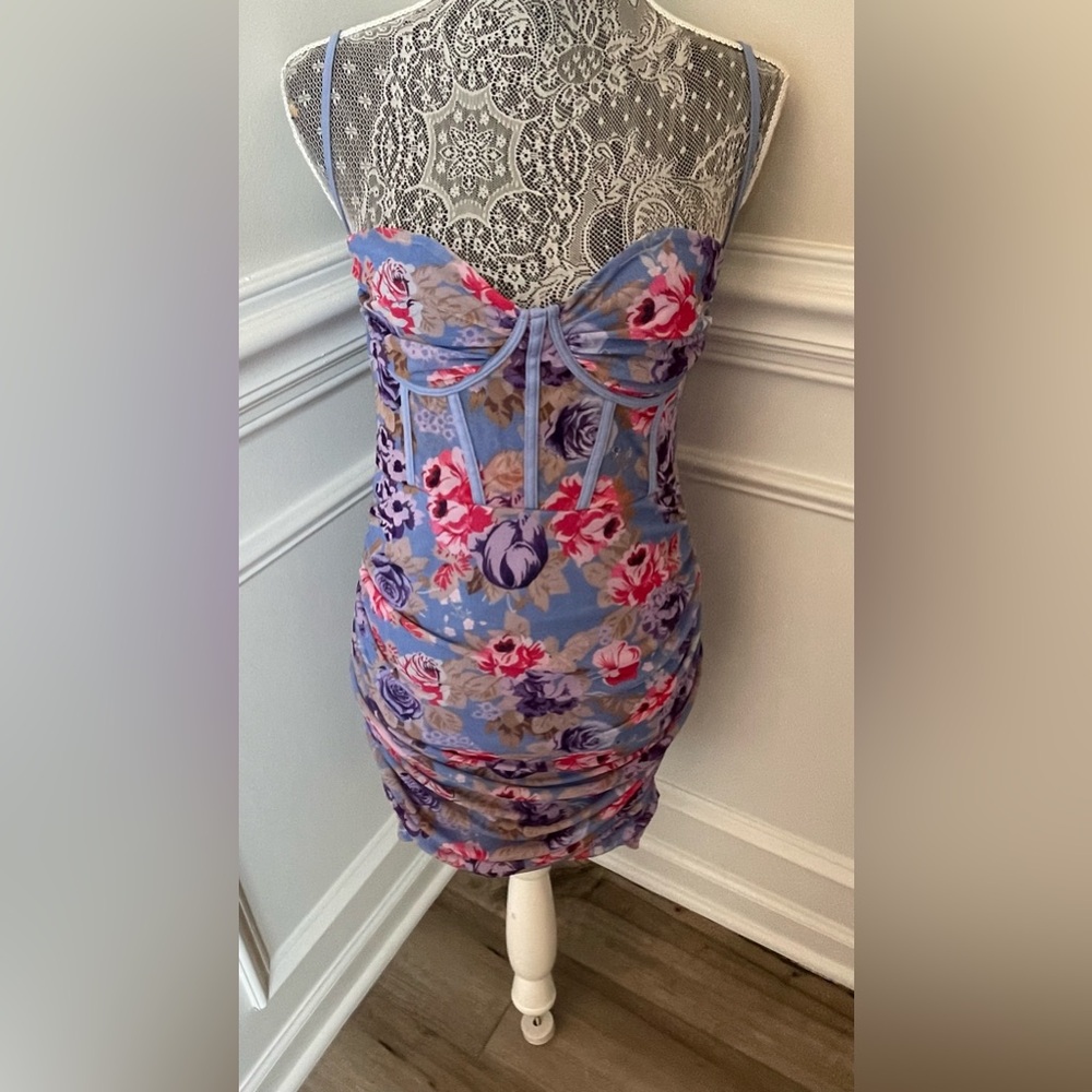 Shein Womens Purple Floral Scrunch Dress M perfect like new